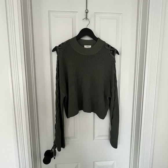 Wilfred Off Shoulder Salome Sweater Top Medium Olive Green - Picture 4 of 9